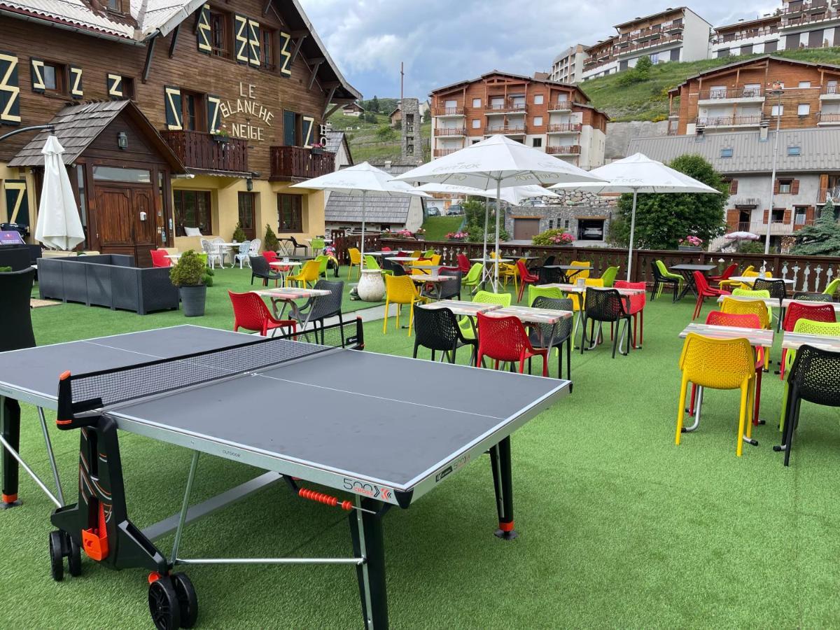 Hotel Le Blanche Neige Valberg Exterior photo