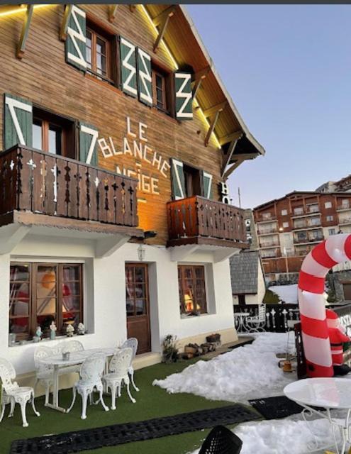 Hotel Le Blanche Neige Valberg Exterior photo